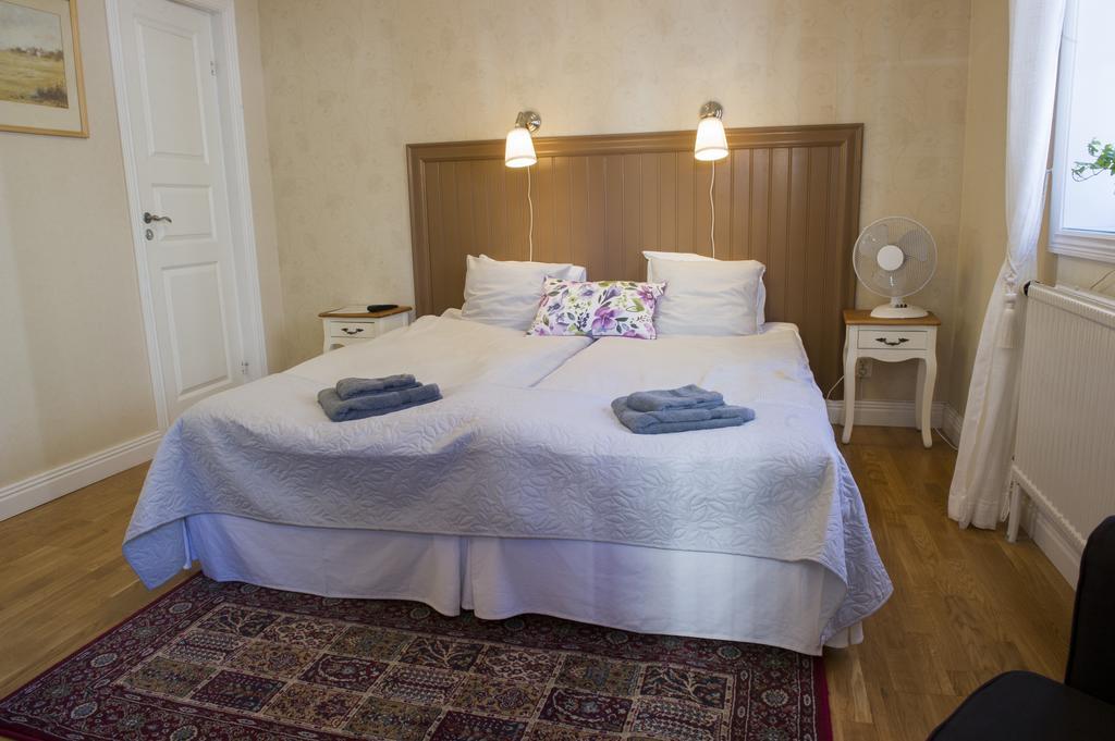 Lilla Hotellet I Nora Nora  Exterior photo
