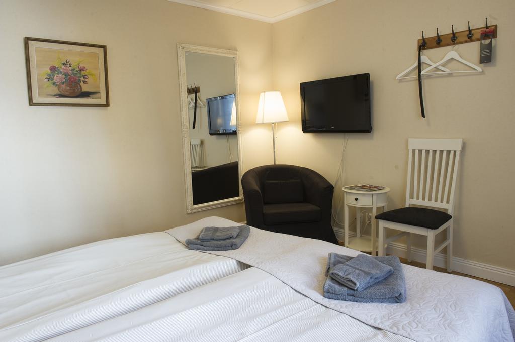 Lilla Hotellet I Nora Nora  Exterior photo