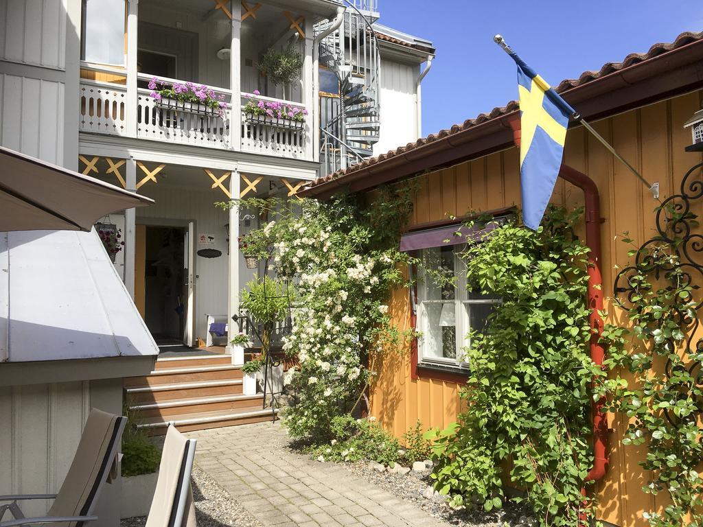 Lilla Hotellet I Nora Nora  Exterior photo